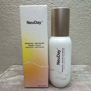 $63 🌙 vAmare Skin Neuday Brighten And Revitalize Serum FULL SZ SEALED